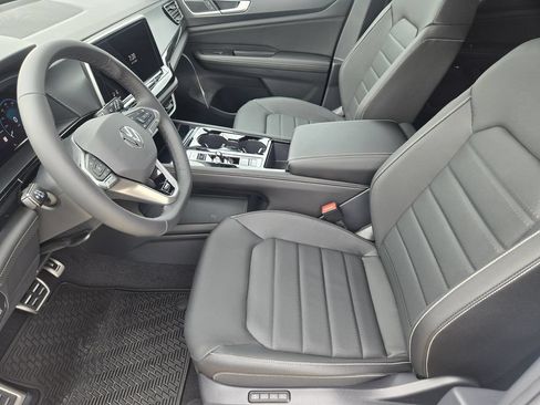 New 2026 Volkswagen Atlas Cross Sport SEL R-Line AWD/4WD image 12