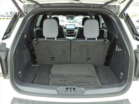 Certified 2025 Ford Explorer ST image 7