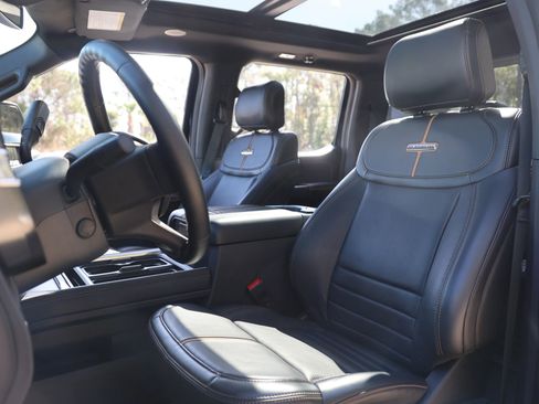 Used 2024 Ford F450 Platinum w/ FX4 Off-Road Package image 8