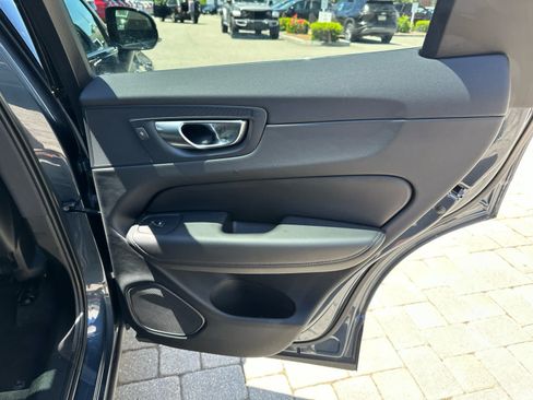 Used 2023 Volvo XC60 T8 Plus w/ Climate Package AWD/4WD image 38