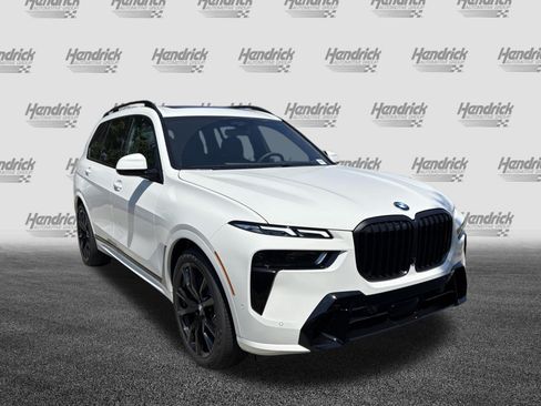 New 2027 BMW X7 xDrive40i w/ M Sport Package AWD/4WD image 2