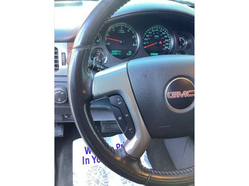 Used 2011 GMC Sierra 1500 SLT w/ SLT Convenience Package AWD/4WD image 35