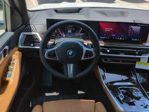 New 2026 BMW X5 xDrive50e w/ Executive Package AWD/4WD image 16