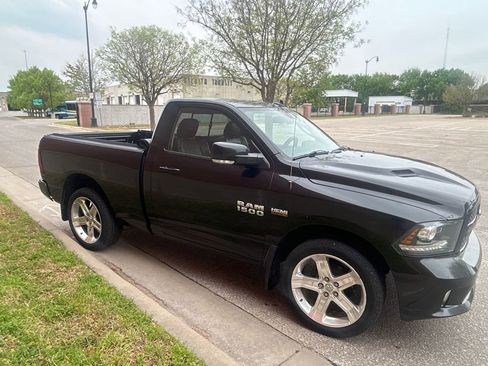 Used 2016 RAM 1500 Sport w/ Convenience Group image 4
