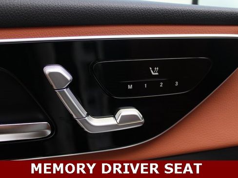 New 2025 Mercedes-Benz GLC 350e 4MATIC image 14