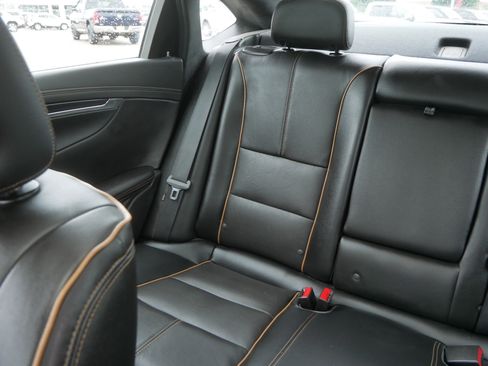 Used 2018 Chevrolet Impala Premier FWD image 12