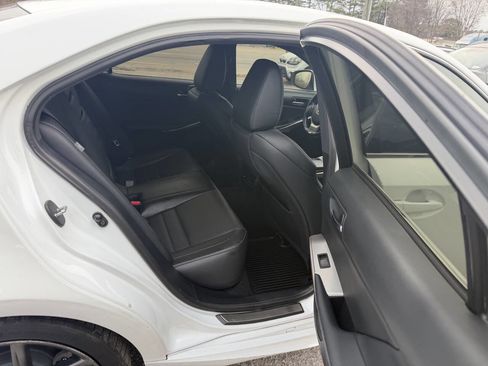 Used 2015 Lexus IS 250 Base 4dr Sedan image 17