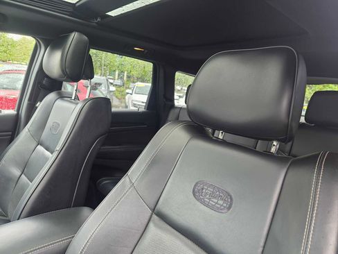 Used 2015 Jeep Grand Cherokee Overland w/ Mopar Chrome Edition Group AWD/4WD image 26