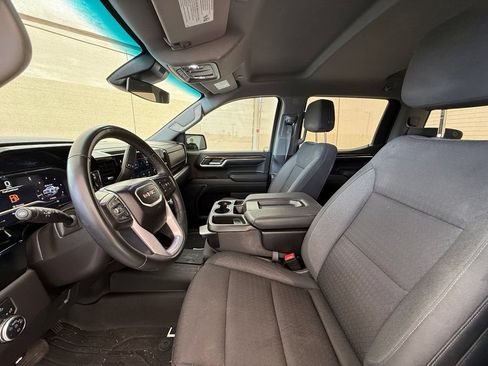 Used 2024 GMC Sierra 1500 Elevation w/ X31 Off-Road Package AWD/4WD image 12