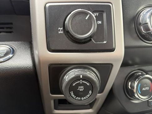 Used 2020 Ford F150 Lariat RWD image 28