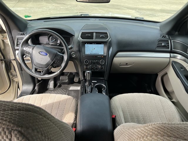 Used 2018 Ford Explorer XLT w/ Equipment Group 201A FWD image 21
