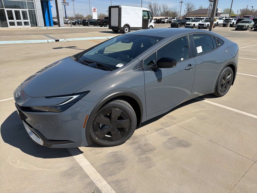 New 2026 Toyota Prius Plug-In Hybrid FWD image 1