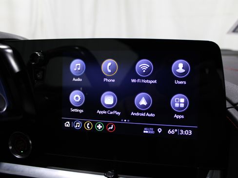 Used 2020 Chevrolet Corvette Stingray Coupe w/ 1LT image 18