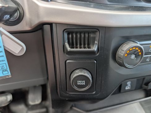 Used 2022 Ford F150 XL w/ Equipment Group 101A High RWD image 19