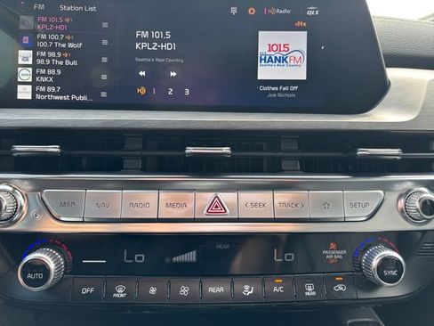 Used 2023 Kia Telluride SX Prestige X-Pro AWD/4WD image 17