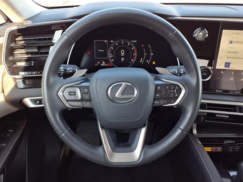 Used 2024 Lexus RX 350 FWD w/ Technology Package image 14