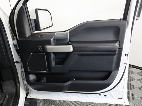 Used 2017 Ford F150 Lariat w/ Equipment Group 502A Luxury AWD/4WD image 26