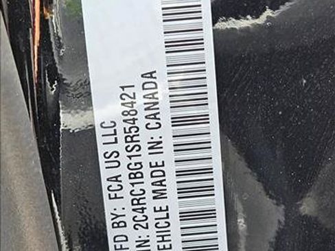 Used 2025 Chrysler Pacifica Select FWD image 18