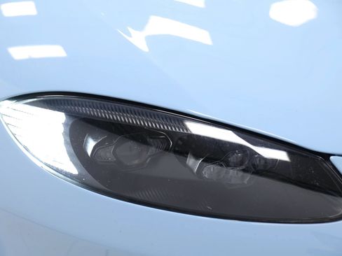 Used 2020 Aston Martin V8 Vantage Coupe RWD image 91