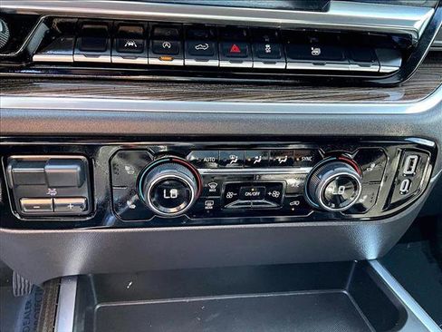 Certified 2025 Chevrolet Silverado 1500 RST image 23