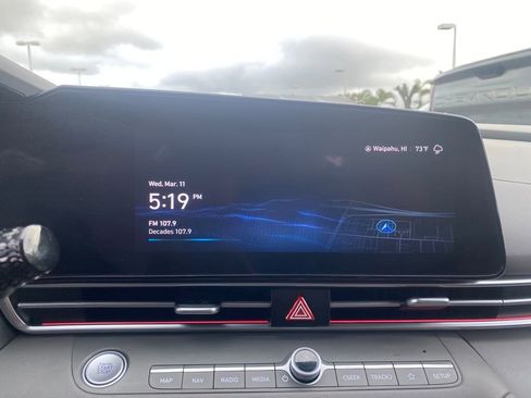 Used 2024 Hyundai Elantra SEL FWD image 16