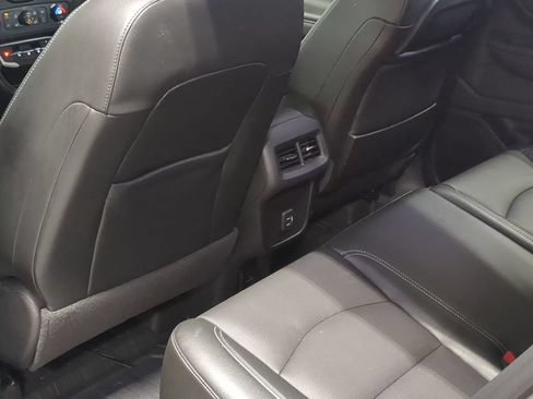 Used 2024 GMC Terrain SLT w/ Infotainment Package II AWD/4WD image 18