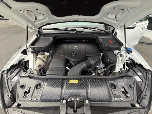 Used 2024 Mercedes-Benz GLE 350 4MATIC image 36