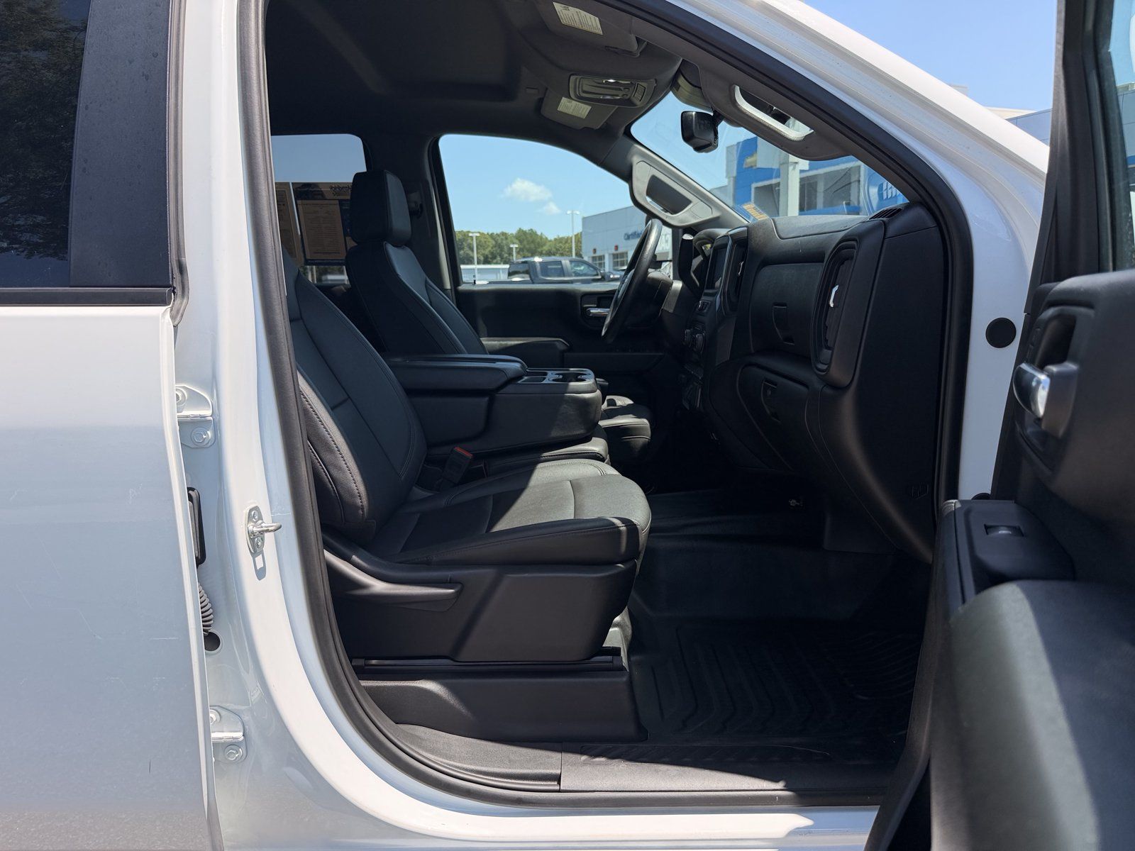 Used 2025 Chevrolet Silverado 3500 W/T w/ WT Convenience Package AWD/4WD image 32