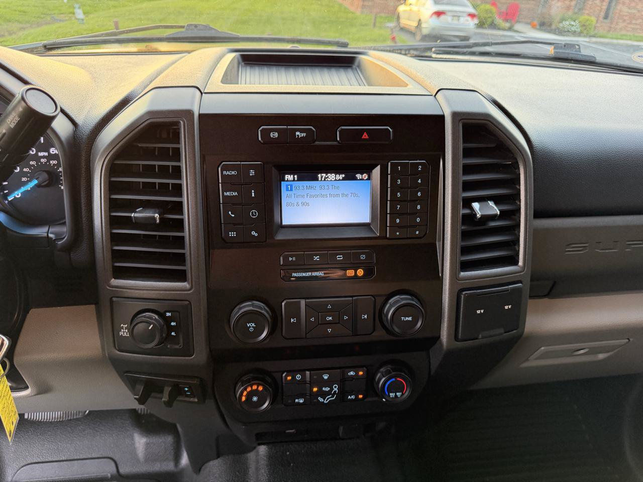 Used 2020 Ford F250 XL w/ Power Equipment Group AWD/4WD image 23
