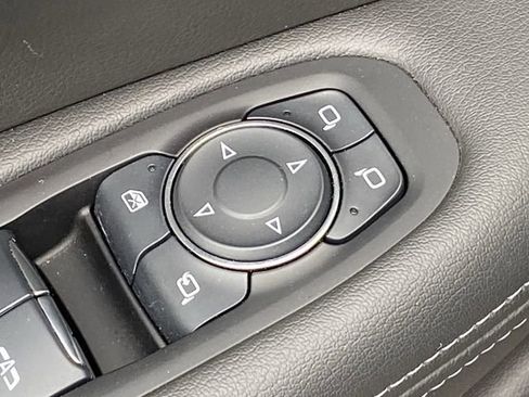 Certified 2025 Cadillac XT6 Premium Luxury FWD image 20