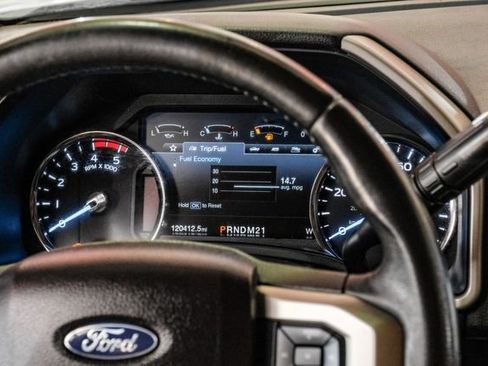 Used 2017 Ford F350 Lariat w/ Lariat Value Package AWD/4WD image 18