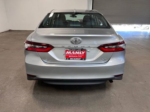 Used 2023 Toyota Camry LE image 4