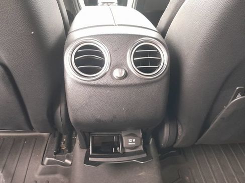 Used 2017 Mercedes-Benz GLC 300 4MATIC image 14