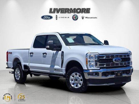 Used 2023 Ford F250 XLT w/ FX4 Off-Road Package AWD/4WD image 1