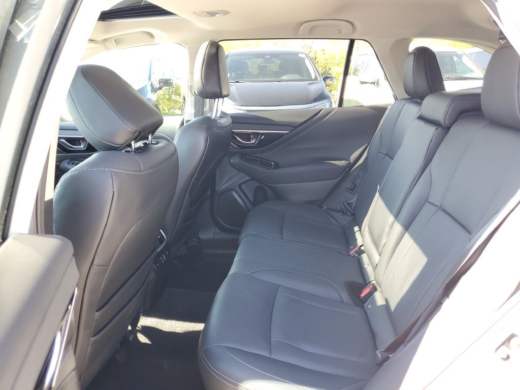 Used 2024 Subaru Outback Limited AWD/4WD image 15