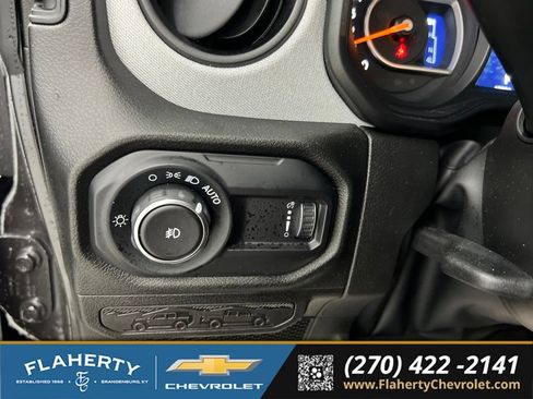 Used 2025 Jeep Wrangler Unlimited Sport AWD/4WD image 23