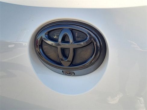 Used 2020 Toyota Corolla SE image 23