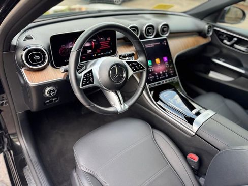 Used 2025 Mercedes-Benz C 300 4MATIC Sedan image 12