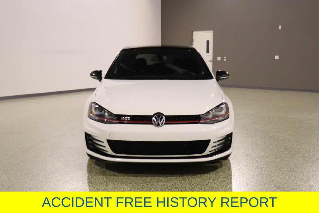 Used 2017 Volkswagen GTI SE FWD image 2