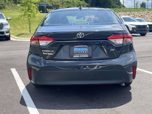 Used 2024 Toyota Corolla LE FWD image 4