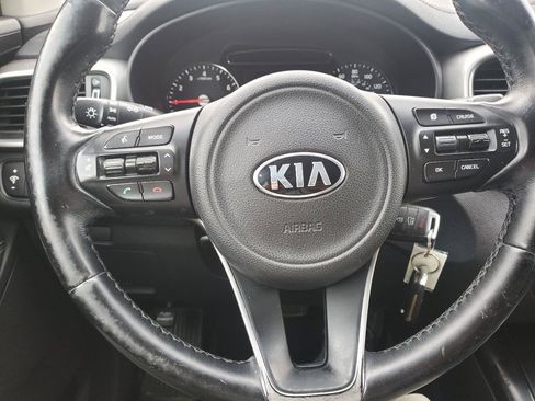 Used 2017 Kia Sorento FWD w/ LX Convenience Package image 20