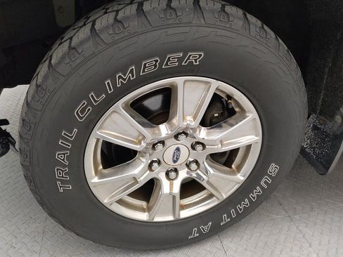 Used 2016 Ford F150 XLT w/ Equipment Group 302A Luxury AWD/4WD image 31