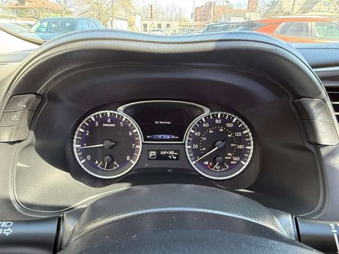 Used 2019 INFINITI QX60 Luxe w/ Essential Package image 30