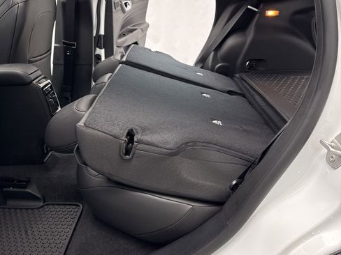 New 2025 Jeep Compass Latitude w/ Sun & Sound Group image 40