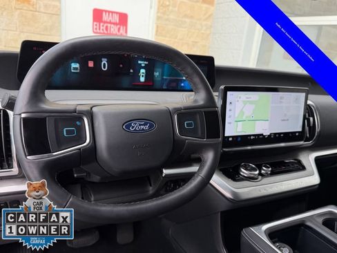 Used 2026 Ford Expedition Max Platinum AWD/4WD image 11