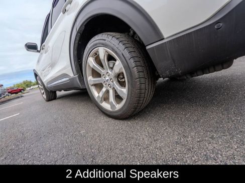 Used 2020 Ford Explorer Platinum w/ Premium Technology Package image 10