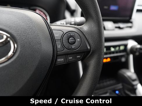 Used 2023 Toyota RAV4 XLE image 23