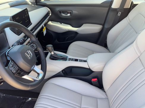 New 2026 Honda HR-V EX-L image 18