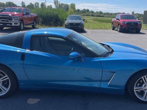Used 2008 Chevrolet Corvette Coupe w/ Preferred Equipment Group RWD image 2
