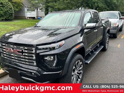 Used 2023 GMC Canyon Denali AWD/4WD image 1